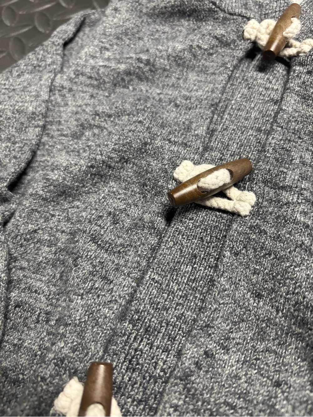 Baby Gap Hooded Toggle Sweater Jacket 5T Gray Knit Cozy Fall Winter - Picture 4 of 8